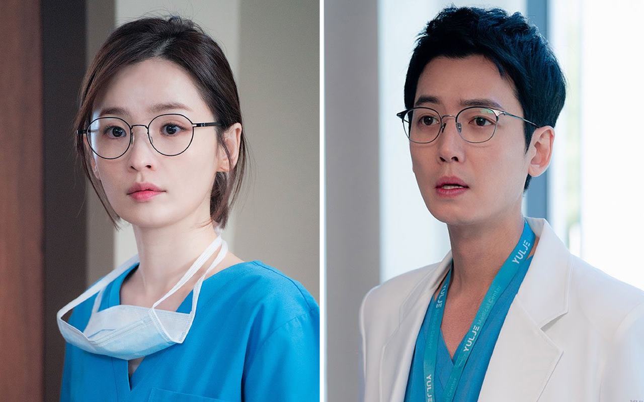 Jeon Mi Do Ungkap Hubungannya dengan Jung Kyung Ho di 'Hospital Playlist'