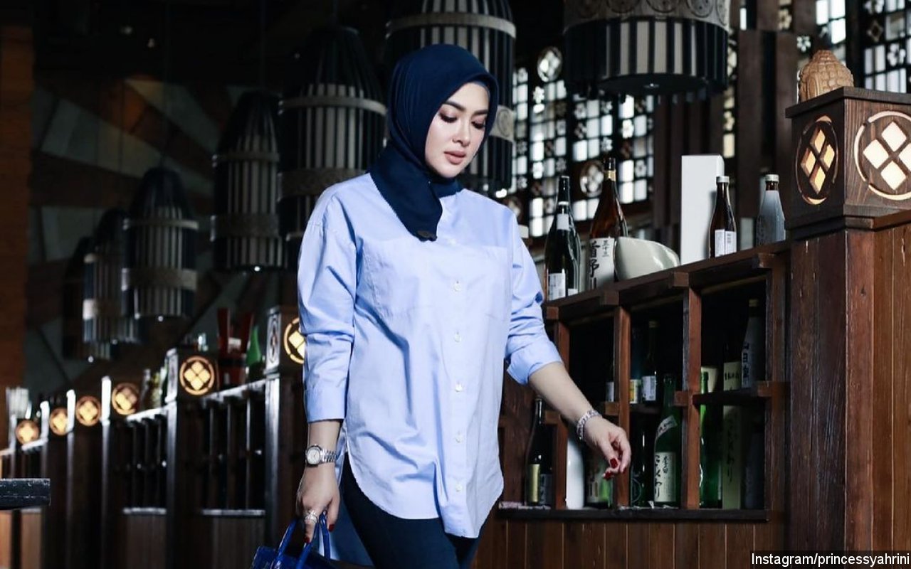 Syahrini Kena Sindir Usai Disebut Ngode Beri Dukungan ke Kakak Luna Maya