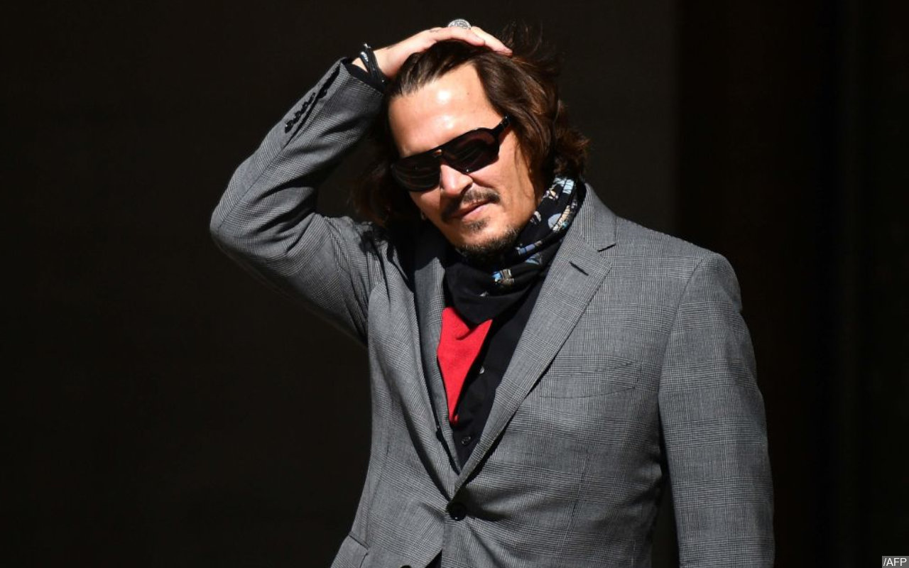 Johnny Depp Tampil di Iklan Parfum Dior Usai Didepak Warner Bros dan Disney