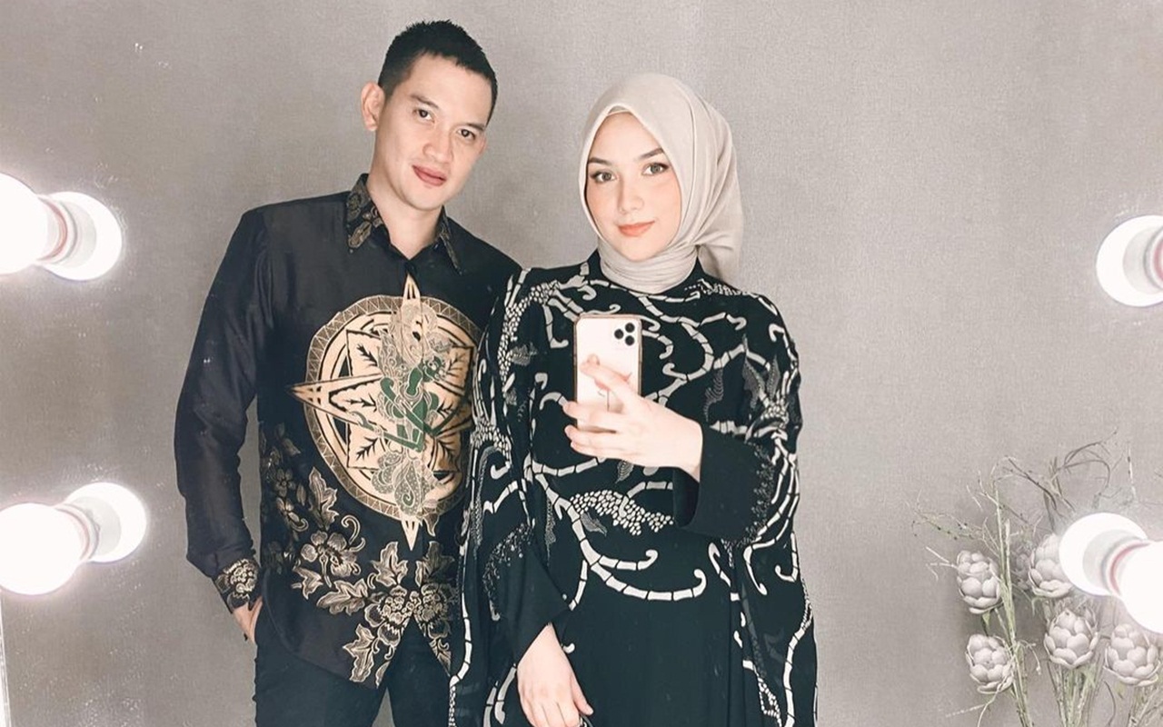 Video Citra Kirana Belai Pipi Rezky Aditya Mendadak Picu Perang Komentar Soal Wenny, Ada Apa?