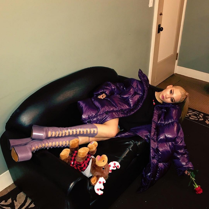 <i>Love in purple</i>