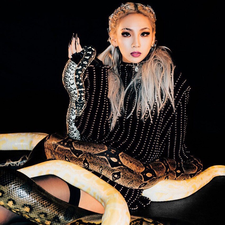 <I>Iconic look</I>