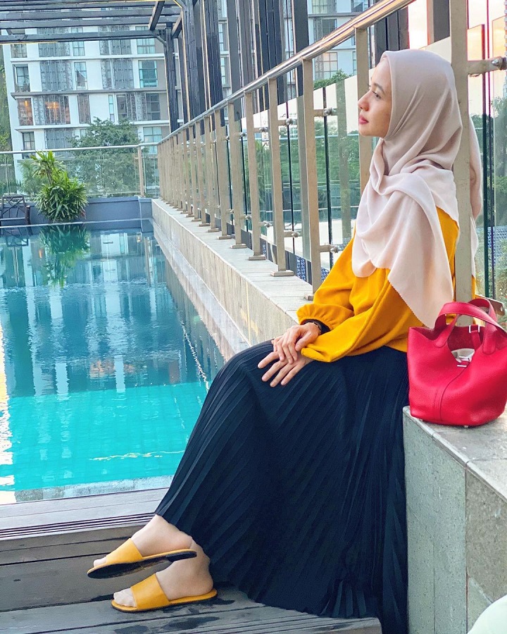 Gunakan Warna Terang 