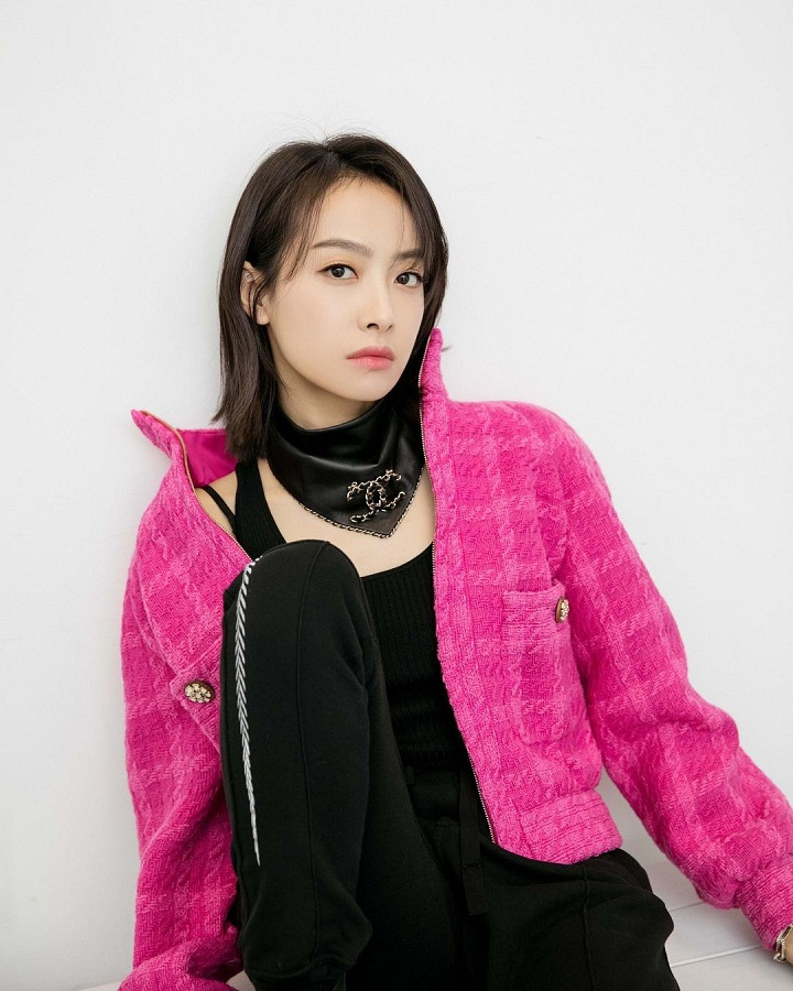 Victoria Mempesona dalam gaya busana apapun