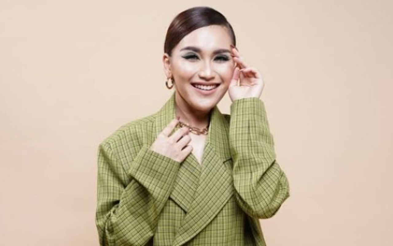 Tak Menyalahkan, Ayu Ting Ting Justru Miris Lihat Kondisi Orangtua Haters yang Bully Putrinya