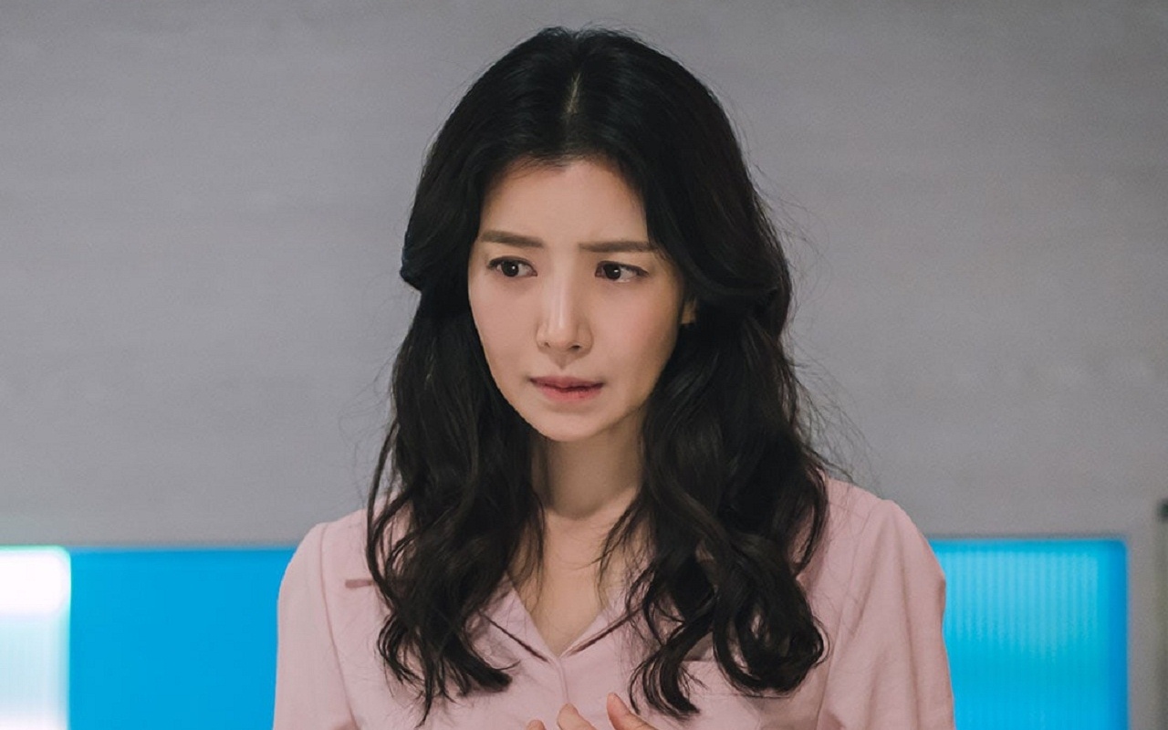Dipenuhi Ciuman Panas, Teaser Drama Yoon Se Ah 'The Road: The Tragedy of One' Bikin Fans Istigfar