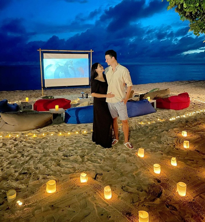 Malam romantis ditemani film pilihan 