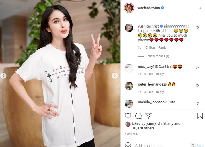 Sandra Dewi Kangen, Yuanita Christiani Nangis
