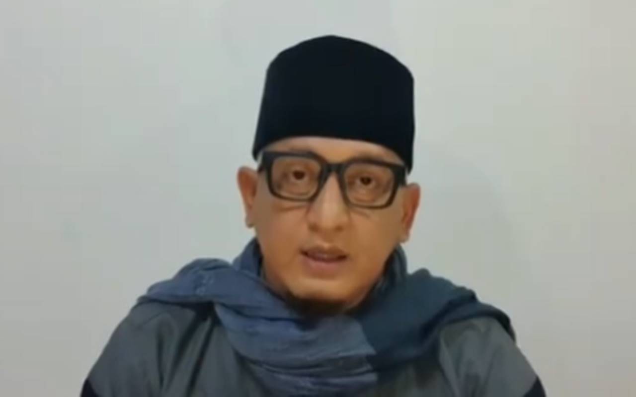 Berkaca Pada Uki Eks NOAH, Ustaz Zacky Mirza Harap Musisi yang Hijrah Tak Tinggalkan Musik