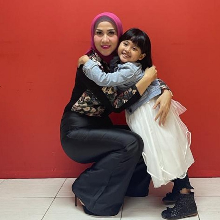 Venna Menyayangi Vania Bak Anak Sendiri