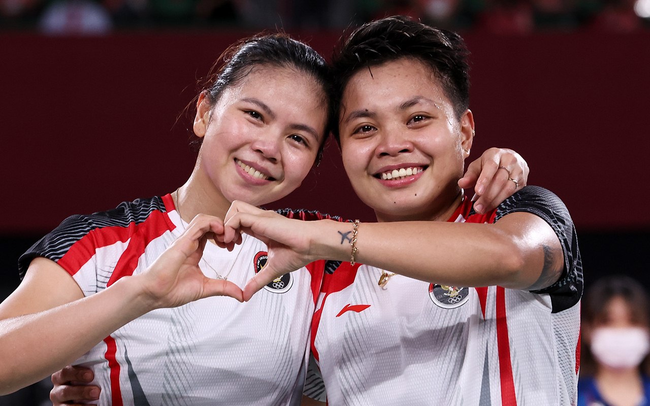 Menang Final Olimpiade, Greysia Polii dan Apriyani Rahayu Raih Emas Pertama RI