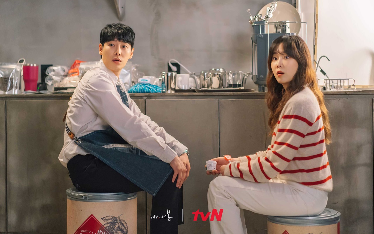 Seo Hyun Jin dan Kim Dong Wook Ciuman Panas, 'You Are My Spring' Catat Rating Terendah
