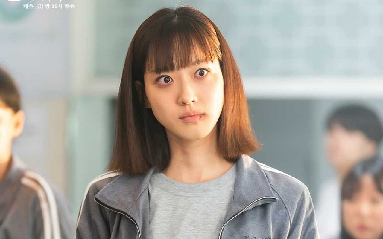 Kemampuan Akting Han Ji Hyun Saat Syuting Adegan Pengurungan di 'Penthouse 3' Jadi Perbincangan