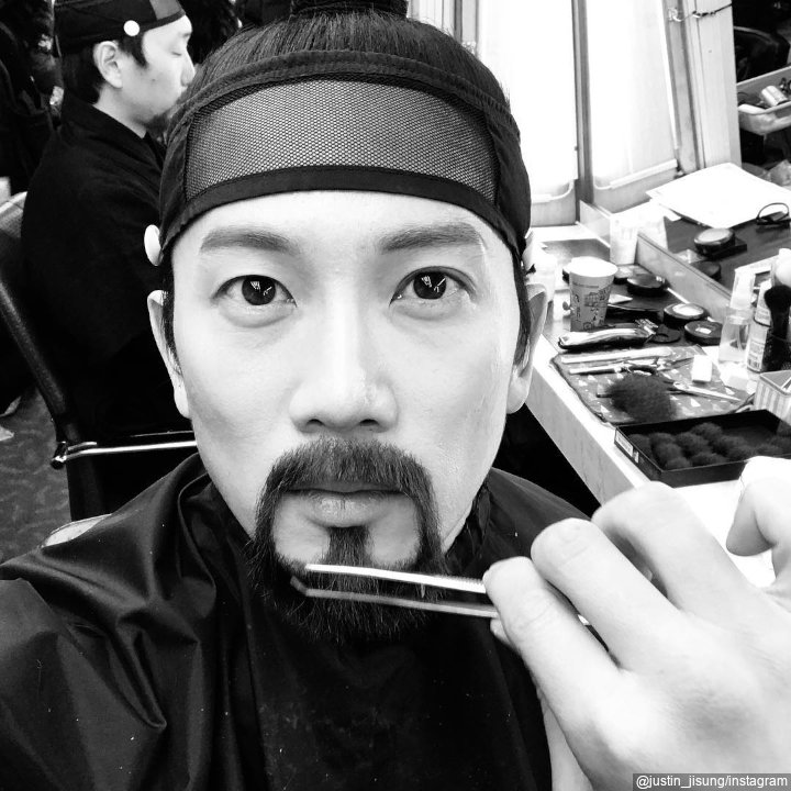 Bikin pangling saat main drama kolosal