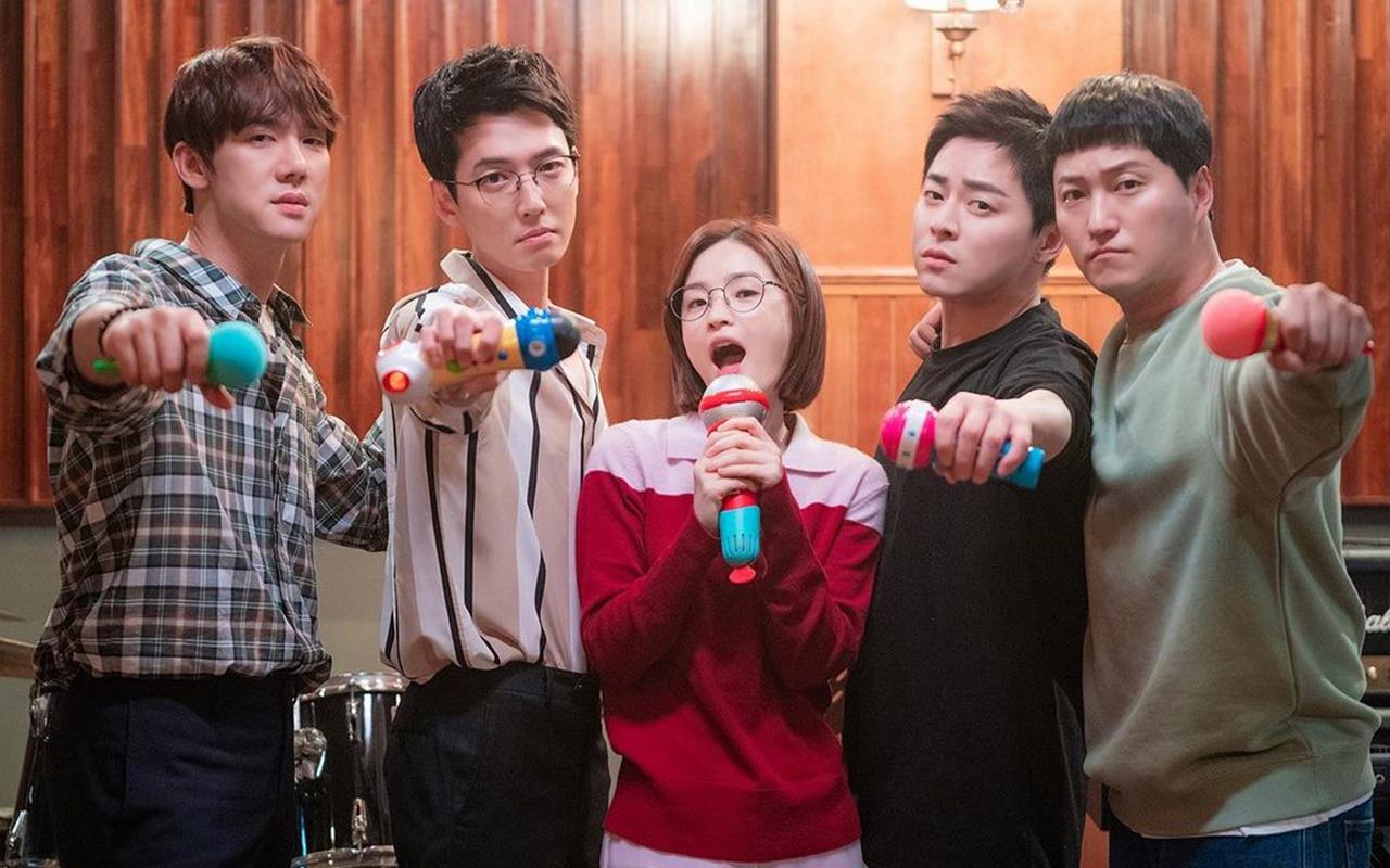 Bukan Jo Jung Suk-Jeon Mi Do, Adegan 'Hospital Playlist 2' Ini Dinilai Friendzone Seungguhnya