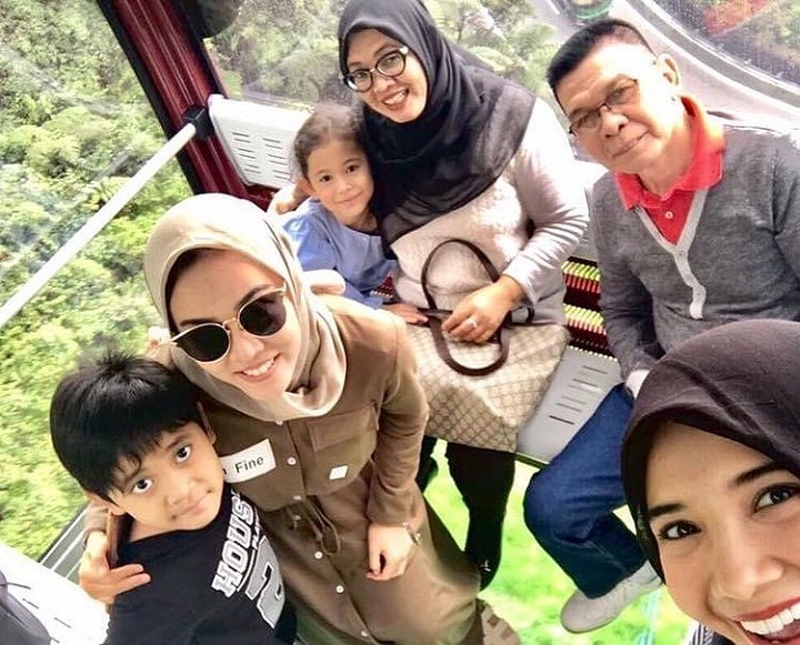 <i>Selca</i> seadanya namun bahagia