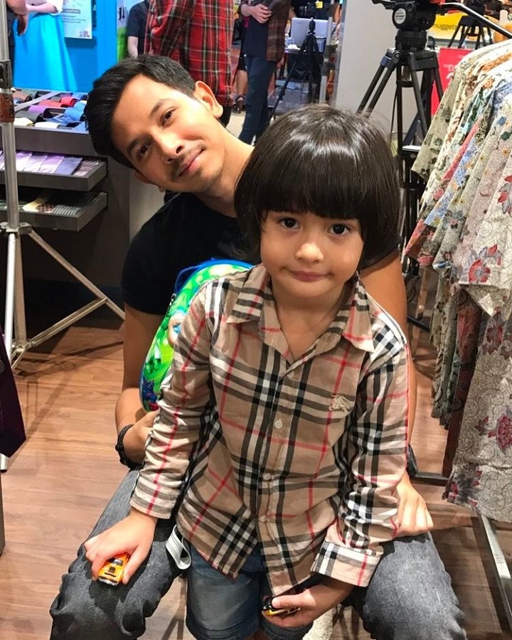 Keharmonisan di lokasi syuting 