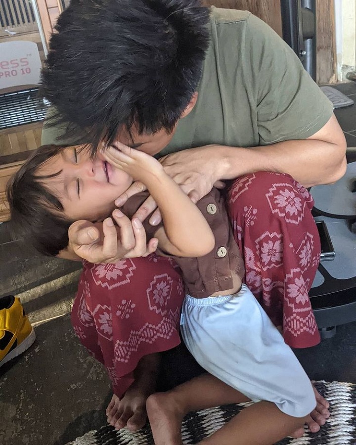 Momen manja-manja Kiano dan Baim 