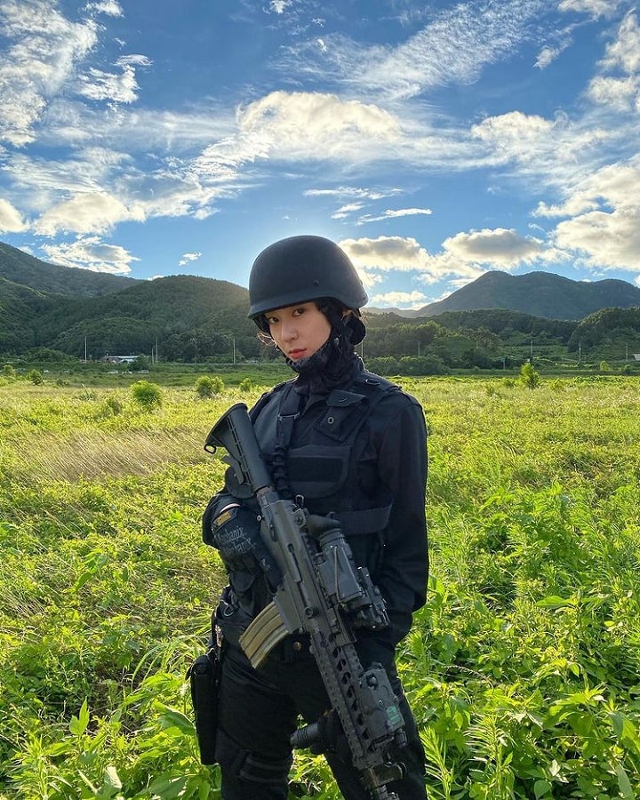 Keren saat tampil ala army