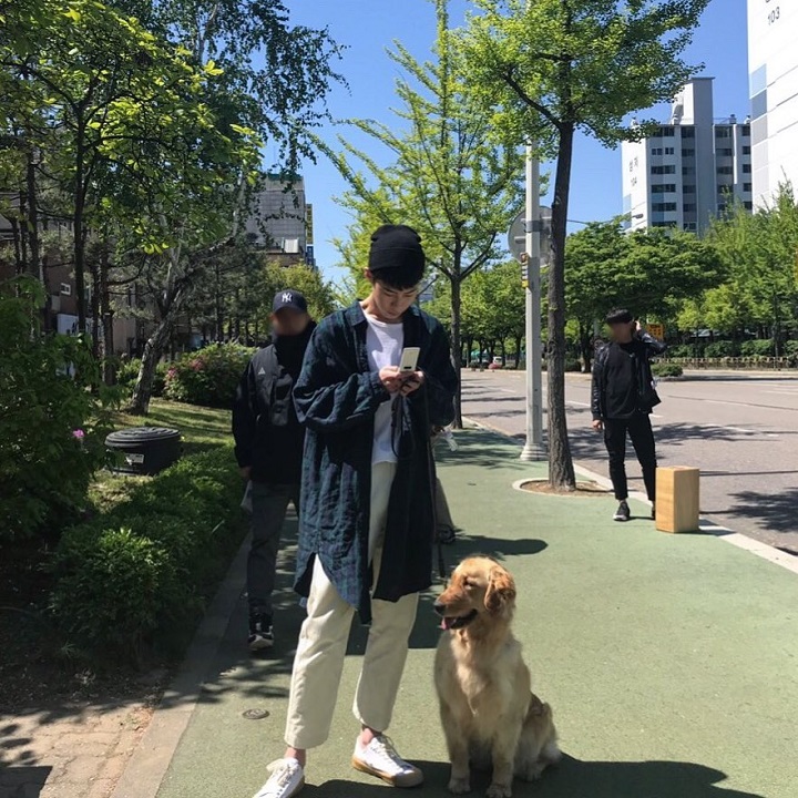 <i>Style</i> Nyaman Dengan Anjing Kesayangan