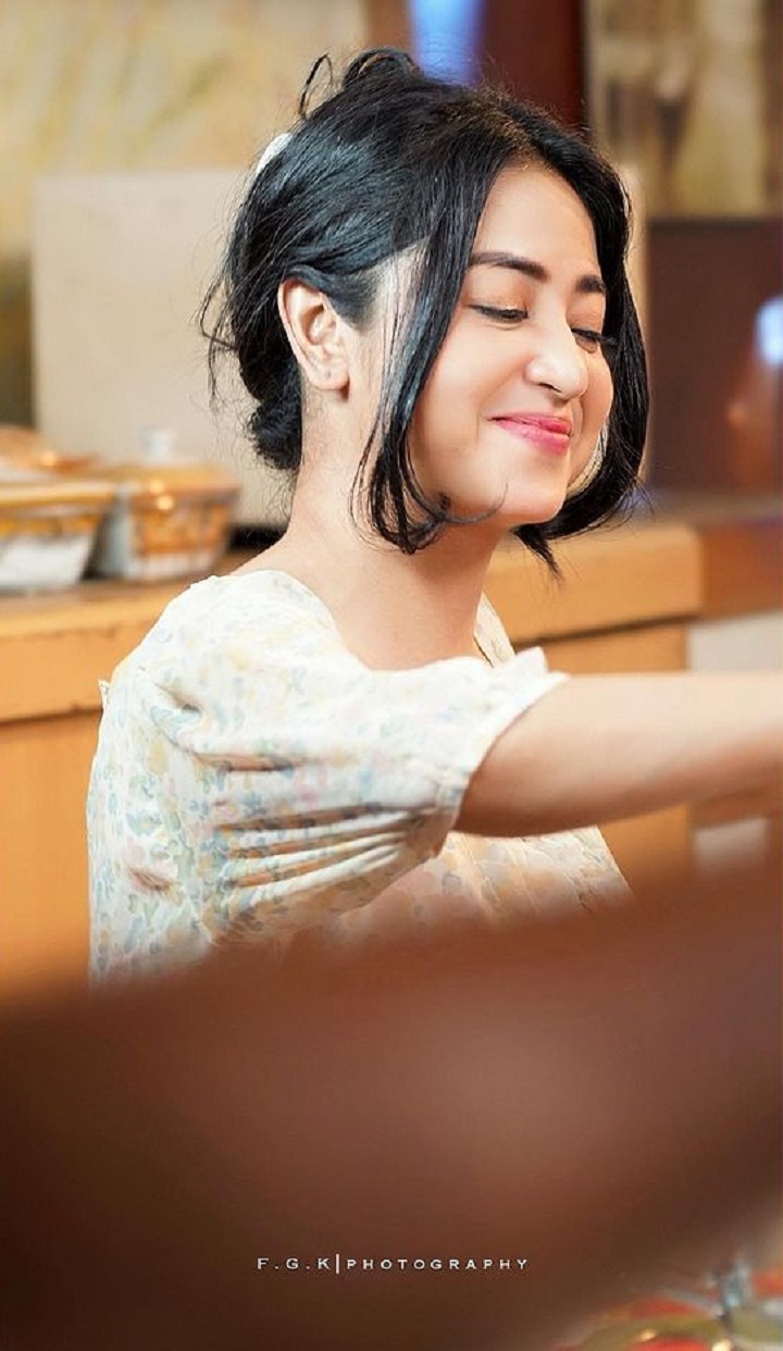 Dewi persik