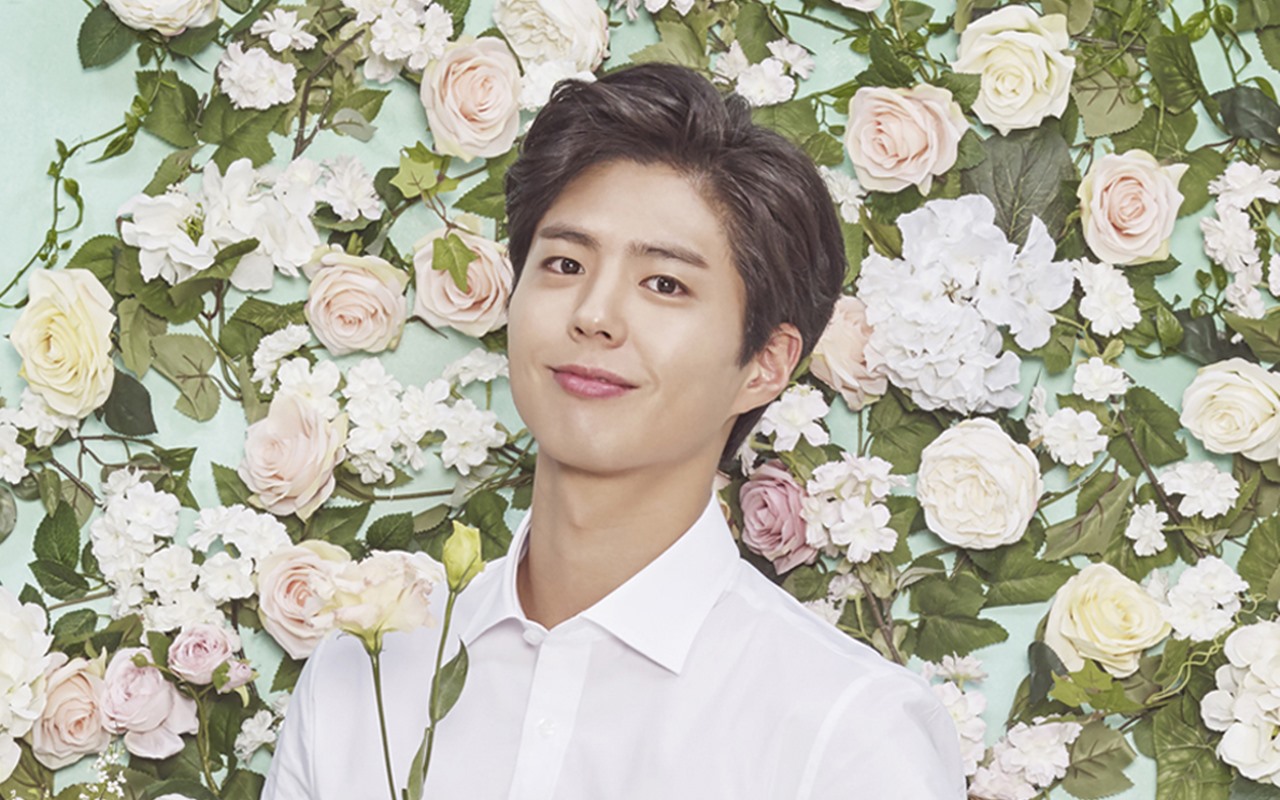 Park Bo Gum Muncul Sebagai Chef di Program Masak Militer, Visual Curi Fokus