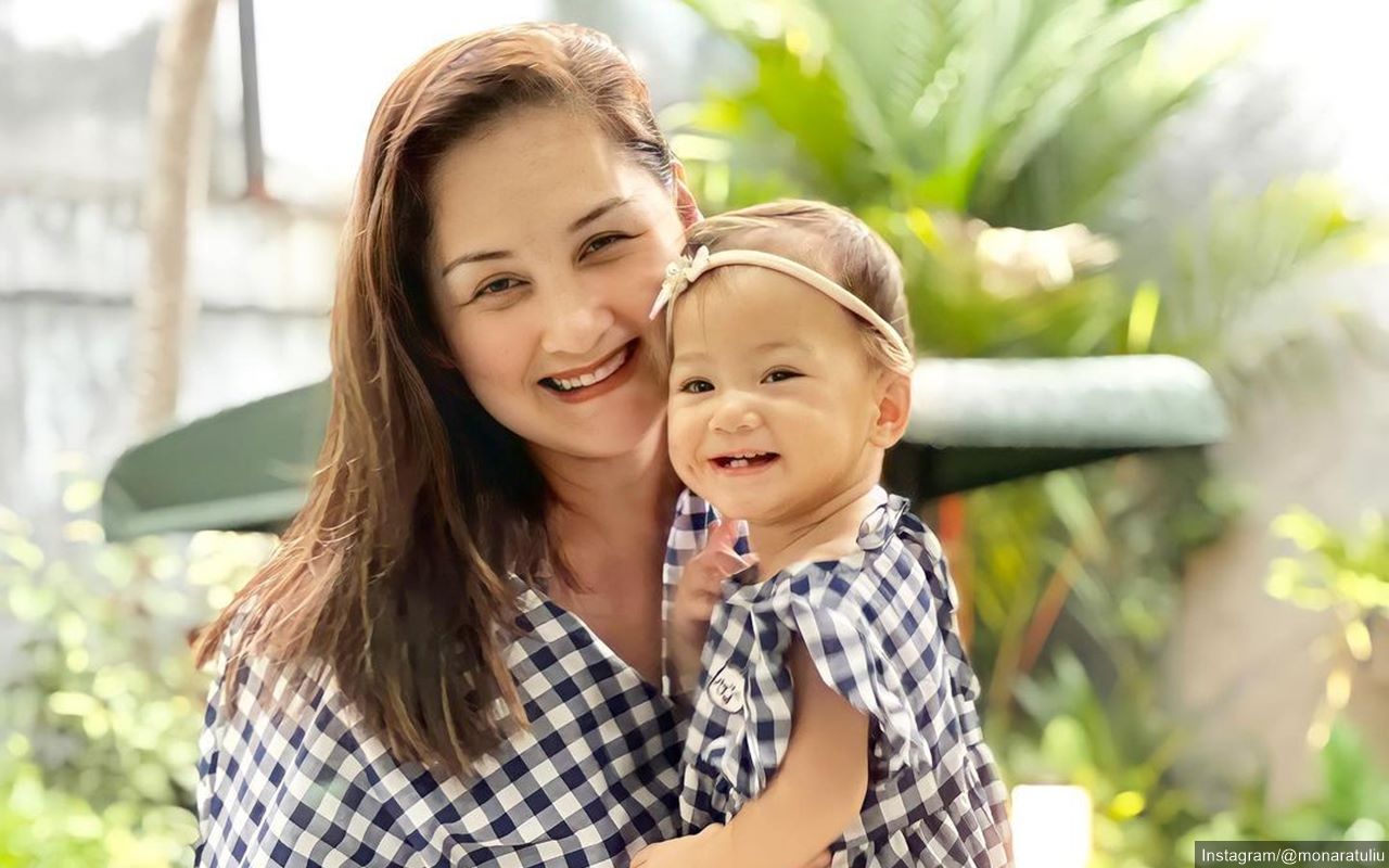 Mona Ratuliu Rawat Keponakan yang Kehilangan Ibunya Sejak Lahir, Reaksi Putri Bungsu Super Gemas