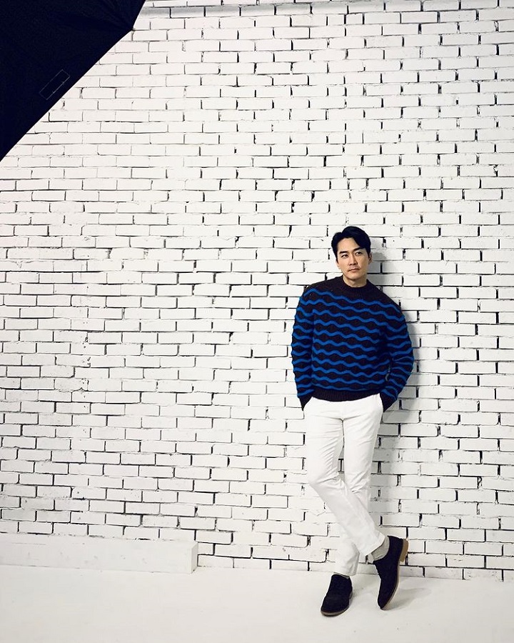 Kasual dengan <i>sweater</i>