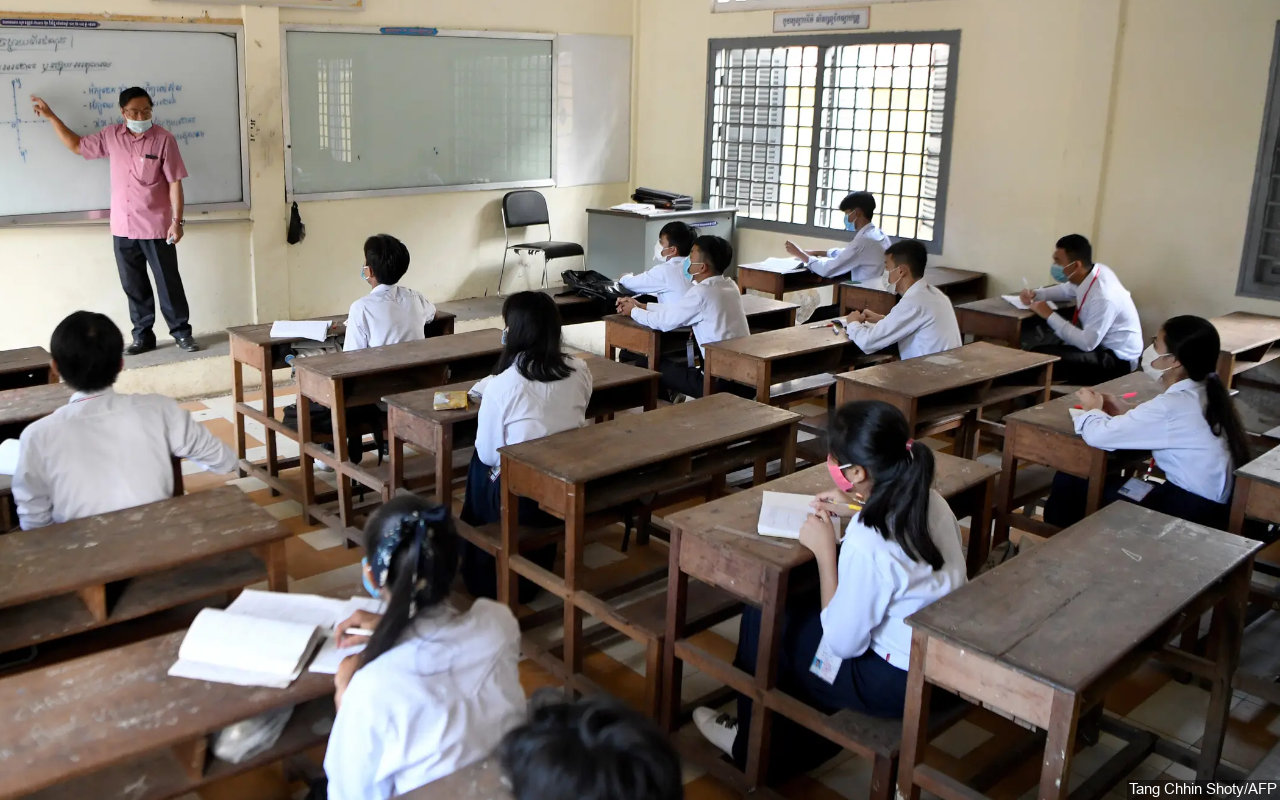 Masih Pandemi, Jokowi Sebut Bisa Kembali Sekolah Tatap Muka Jika Pelajar Sudah Divaksin COVID-19