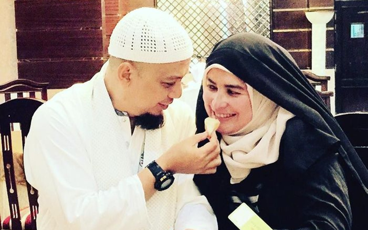 Rumah Ustaz Arifin Ilham Dijual, Keluarga Isyaratkan Ada Campur Tangan Istri Pertama?