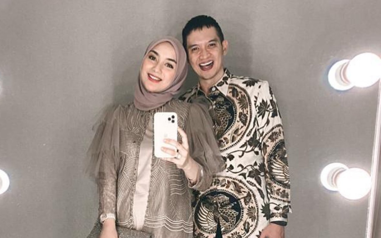 Rezky Aditya Gombali Citra Kirana Saat Piknik, Wenny 'Balas' Selfie Kece Ditemani Sang Putri