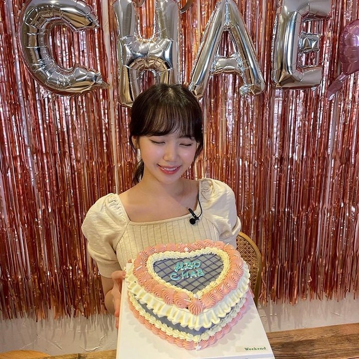 Momen ulang tahun kim chaewon 