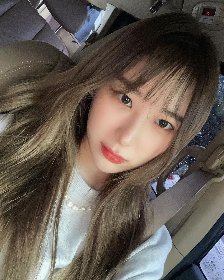 Visual Cantik Mirip Sang Adik