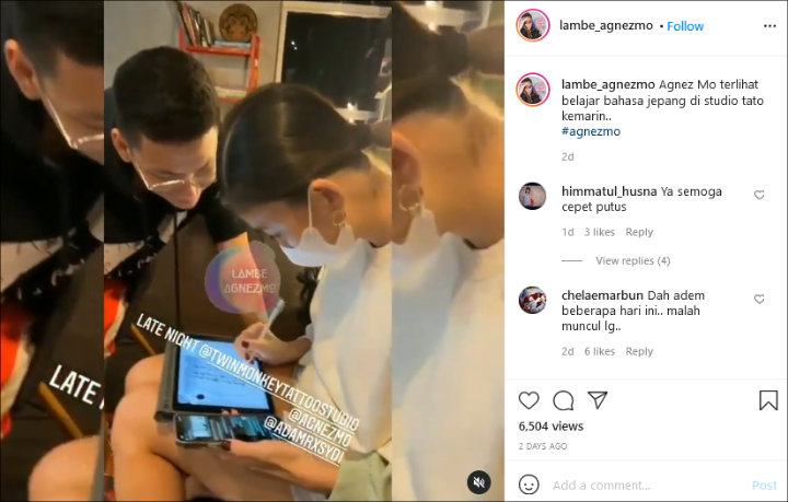 Adi DA Muncul Bela Aty Kodong Soal Group Chat, Agnez Mo Mojok Bareng Pacar di Studio Tato-Topik Pagi