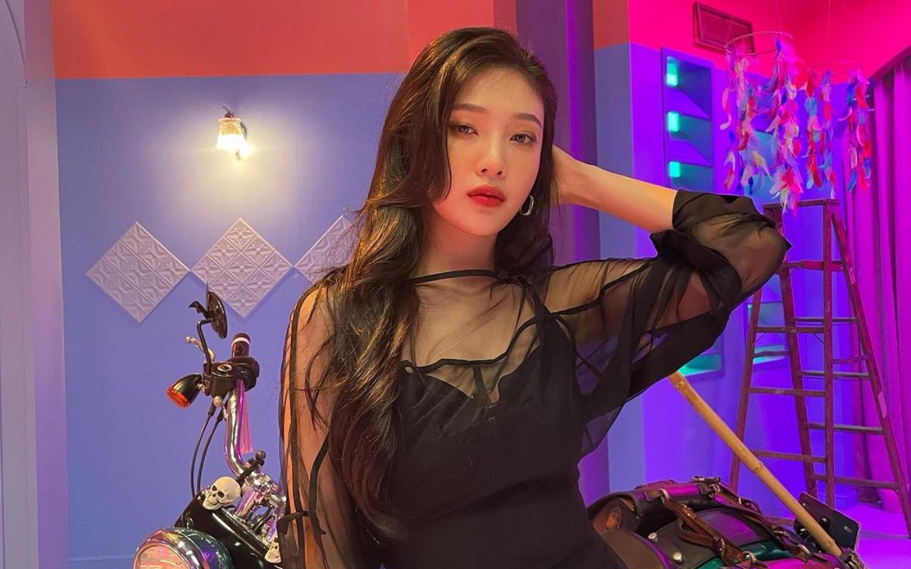 Joy Red Velvet Mulai Kembali Aktif di Instagram Usai Konfirmasi Hubungan, Dipuji Cantik Banget