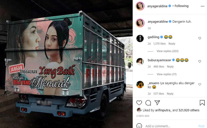 Ariel Tatum dan Anya Geraldine Terpampang di Bak Truk