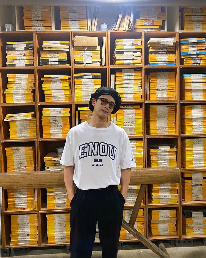 <i>On point</i> dengan kacamata 