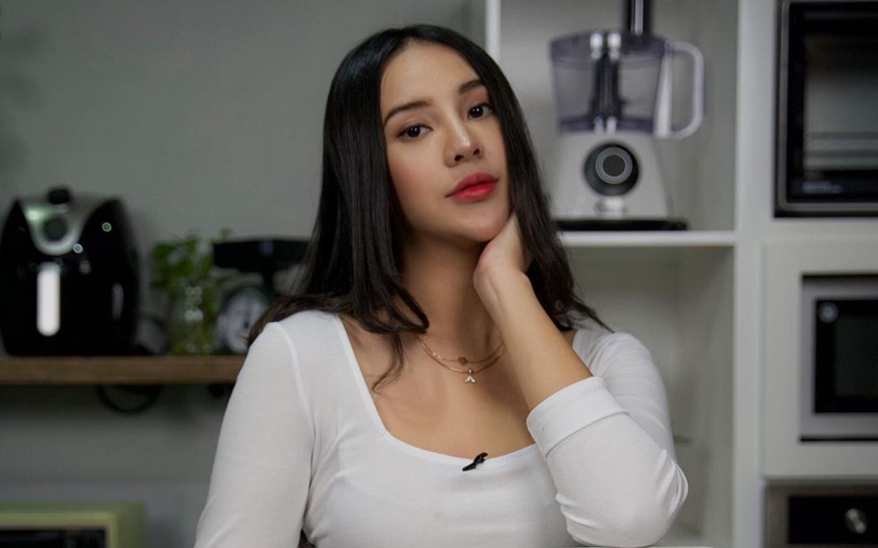 Beredar Foto Transformasi Anya Geraldine, Hidung dan Dagu Malah Disindir Oplas