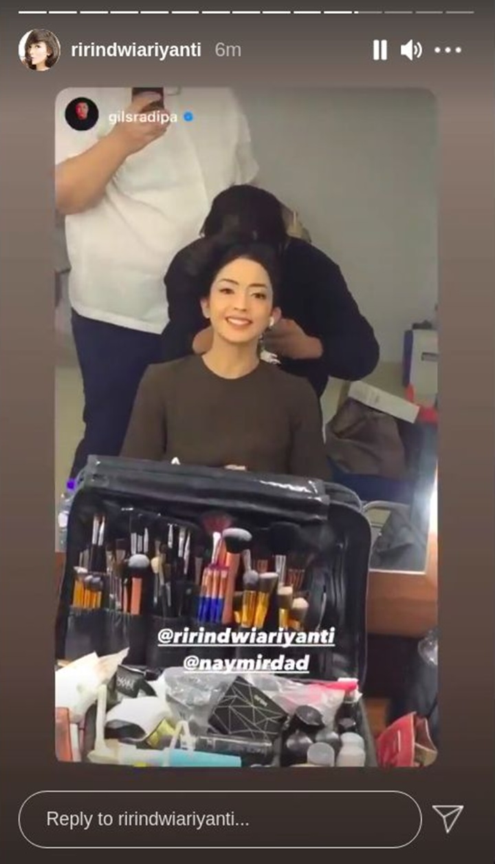 Senyum Ceria Ririn Dwi Ariyanti Usai Digugat Cerai Suami, Tampil Kompak Bareng Naysila Mirdad