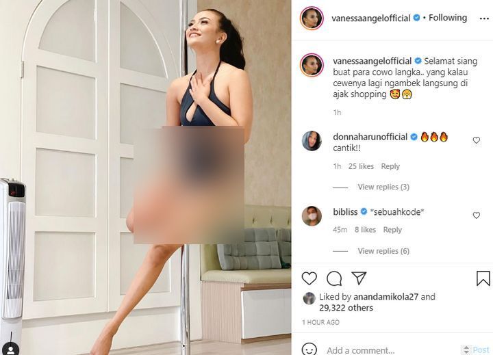 Vanessa Angel Main Pole Dance