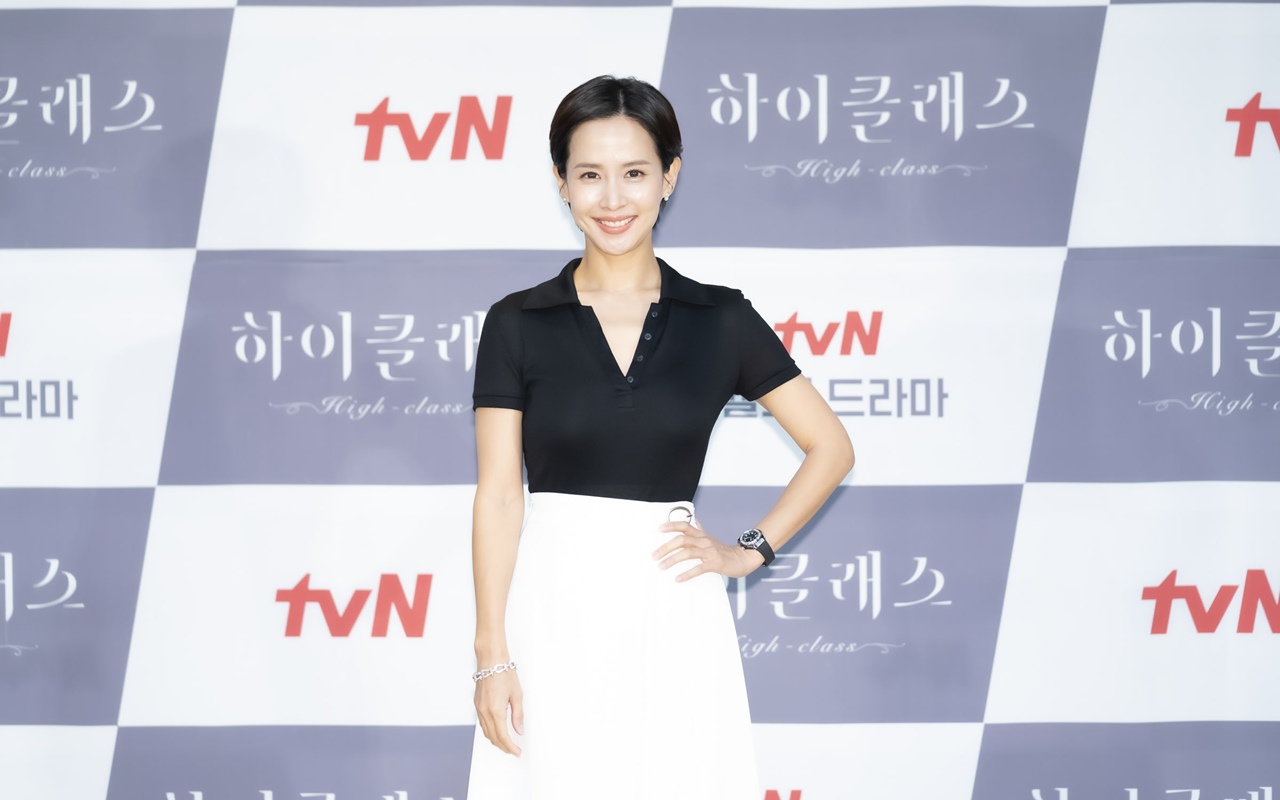 Saat menghadiri konferensi pers 'High Class' pada Senin (6/9), Cho Yeo Jeong mengungkapkan alasan utamanya setuju membintangi drama ini. Bagaimana penuturan lengkapnya?