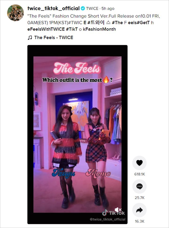 Siap Taklukkan AS, TWICE Tampil Kece di Preview Ala Fashion Show \'The Feels\'