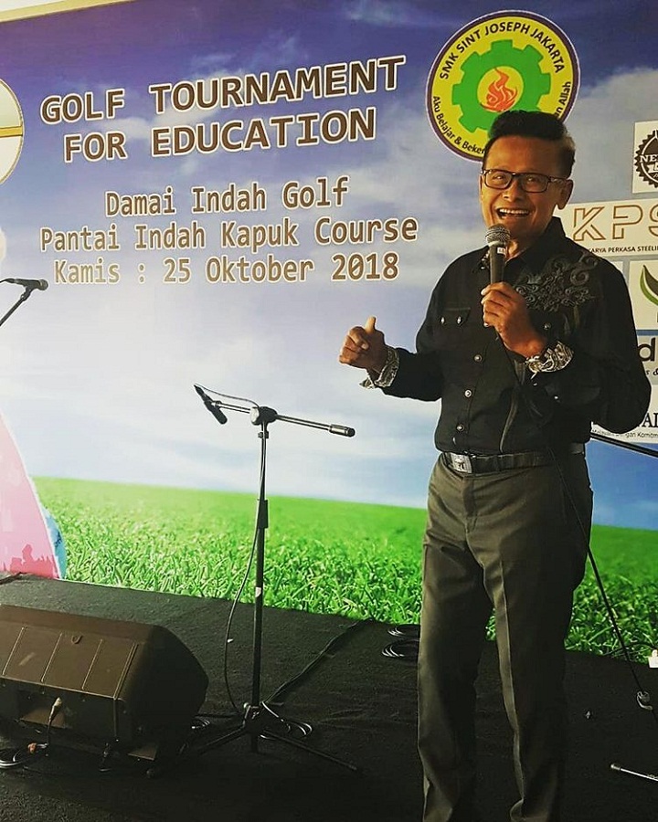 Aktif jadi Presenter