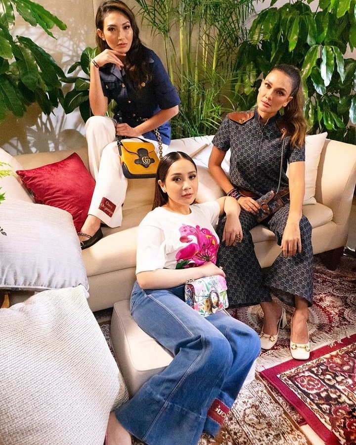 Kompak kenakan <i>brand</i> gucci