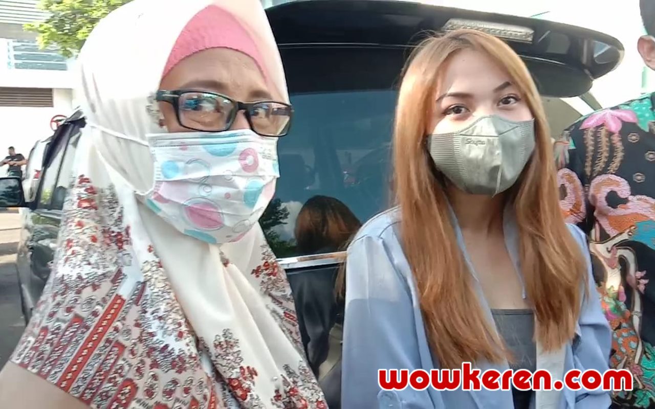 Ibu Jeff Smith Puji Selangit Aisyah Aqilah: Mantu yang Baik