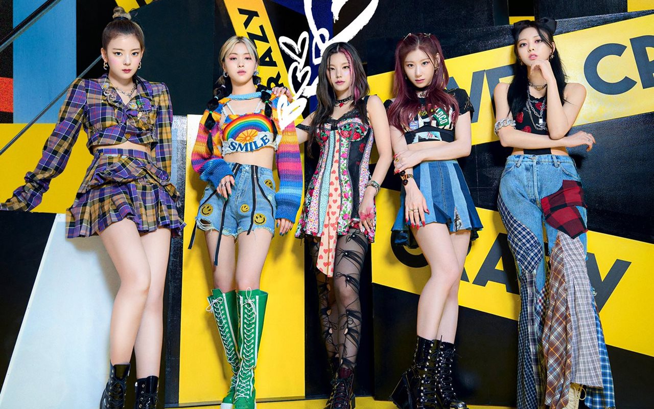 ITZY Rilis Foto Teaser Individu 'LOCO', Dandanan Dua Member Ini Paling Dipuji