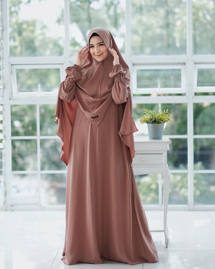 <i>Style plain color</i>