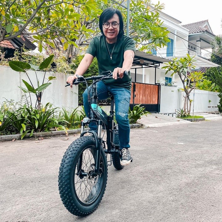 Enerjik Meski Tak Lagi Muda