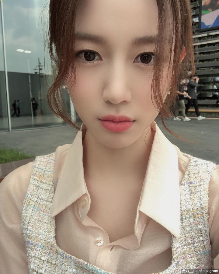 Hampir kepala tiga Namun tetap imut