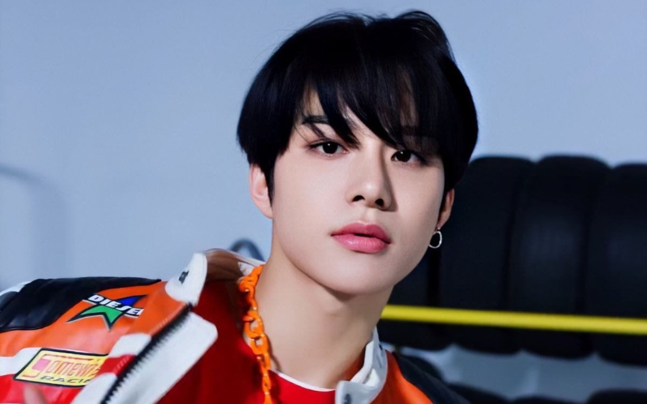 Gaya Rambut Jungwoo NCT 127 di Video 'Lemonade' Dibilang Mirip Karakter-Karakter Anime Ini